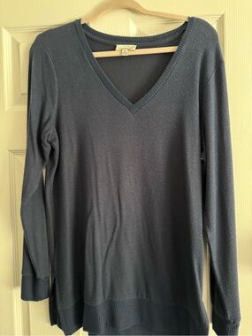 Lucky Brand Women's V-Neck Sweater in Slate Blue